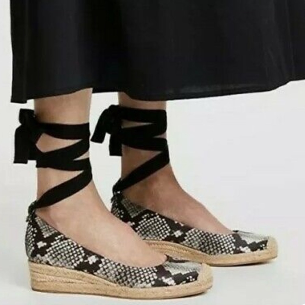 New in box Tory Burch Heather espadrille wedge; snakeprint satin, size 7